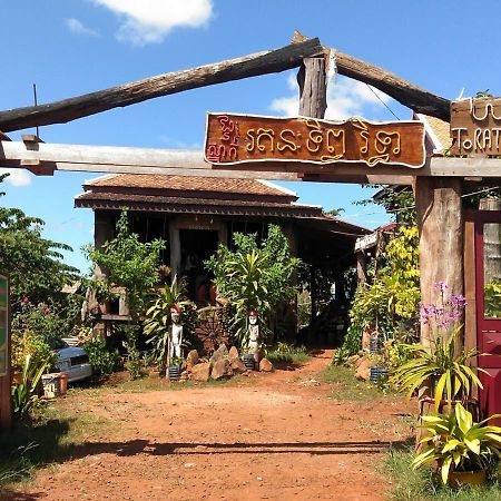 Ratanak Tep Rithea homestay Banlung Bagian luar foto